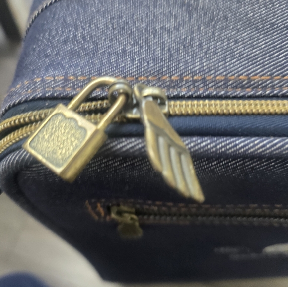 Hello Kitty Sanrio Y2K Denim Carry On Suitcase Unique Rare - Picture 8 of 16